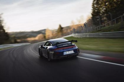 Η Porsche 911 GT3 έγινε το ταχύτερο manual αυτοκίνητο στο Nurburgring